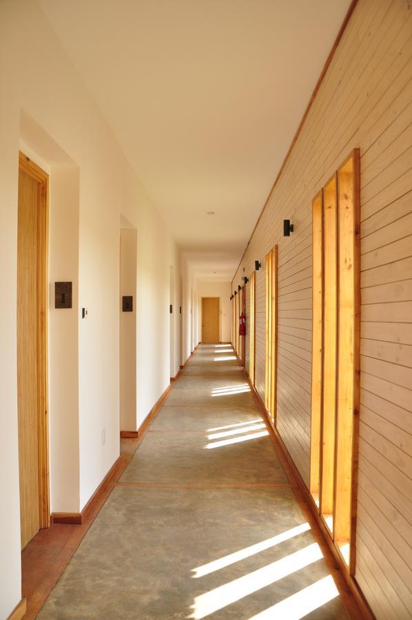 Hotel Simple Patagonia Пуерто Наталес Екстериор снимка