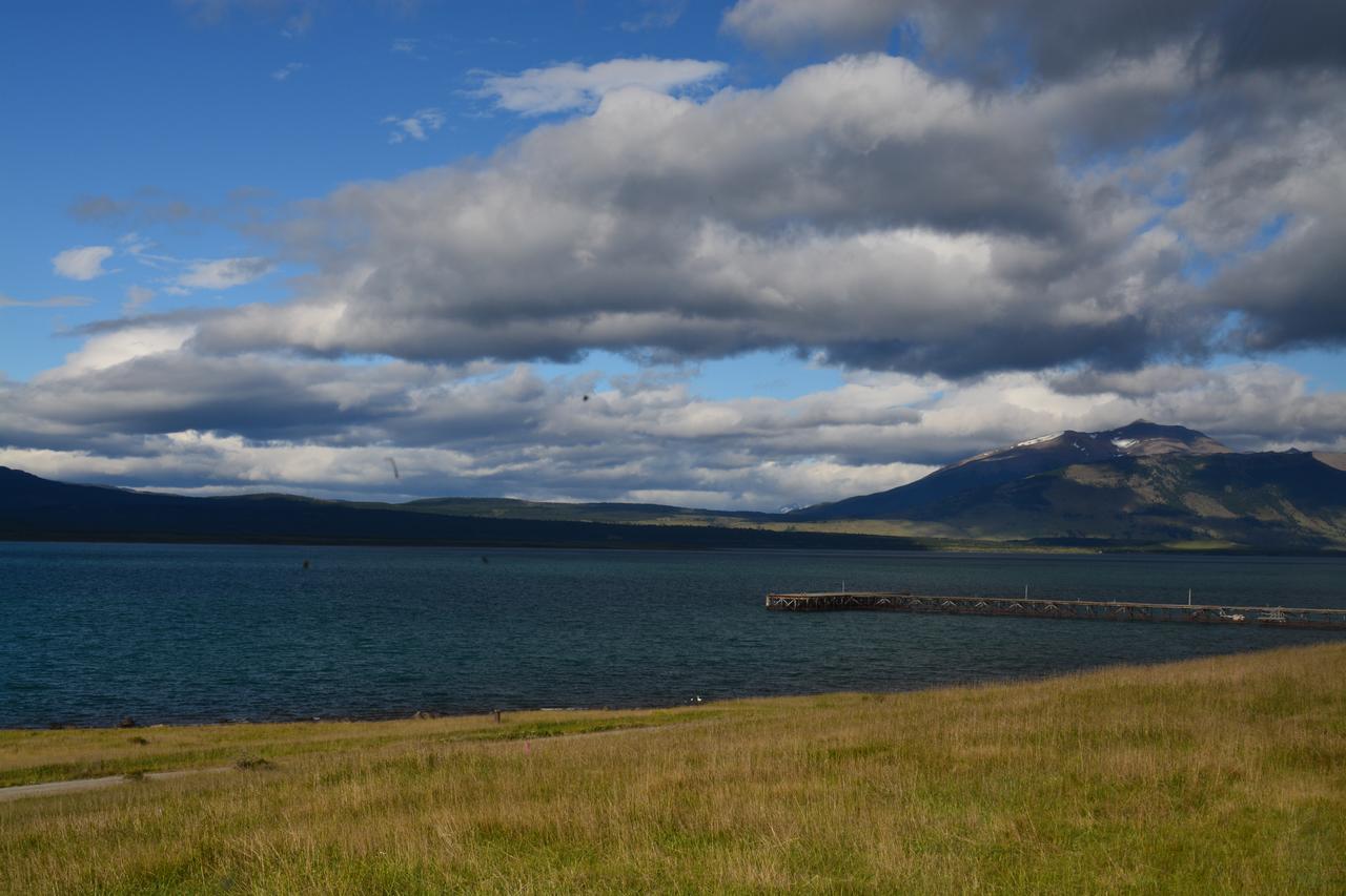 Hotel Simple Patagonia Пуерто Наталес Екстериор снимка
